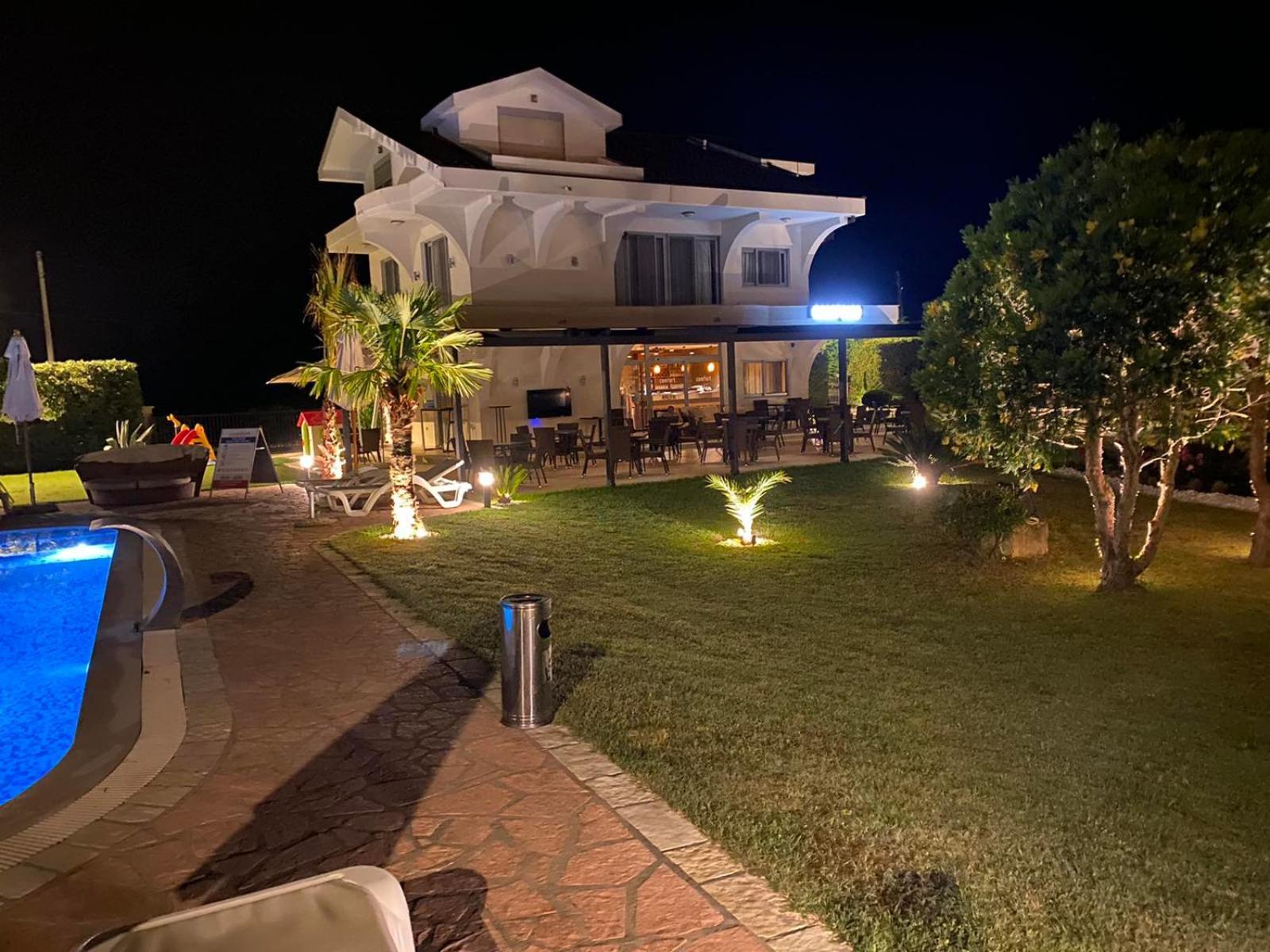 דוני שטוי Hotel Comfort & Villas מראה חיצוני תמונה